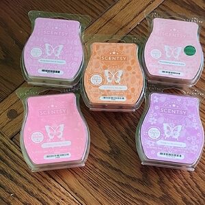 Scentsy Bath & Body Wax Bars Pink and Orange Collection